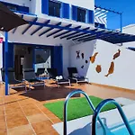 Valperal, Piscina Climatizada Aire Acondicionado Posición Estratégica!! * Playa Blanca (Lanzarote)