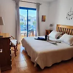 Casa de Férias Valperal, Piscina Climatizada Aire Acondicionado Posición Estratégica!! Playa Blanca (Lanzarote)