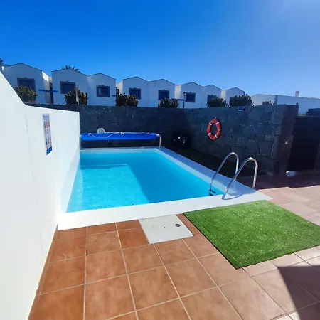 Valperal, Piscina Climatizada Aire Acondicionado Posicion Estrategica!!