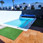 Valperal, Piscina Climatizada Aire Acondicionado Posicion Estrategica!! Feriehus *