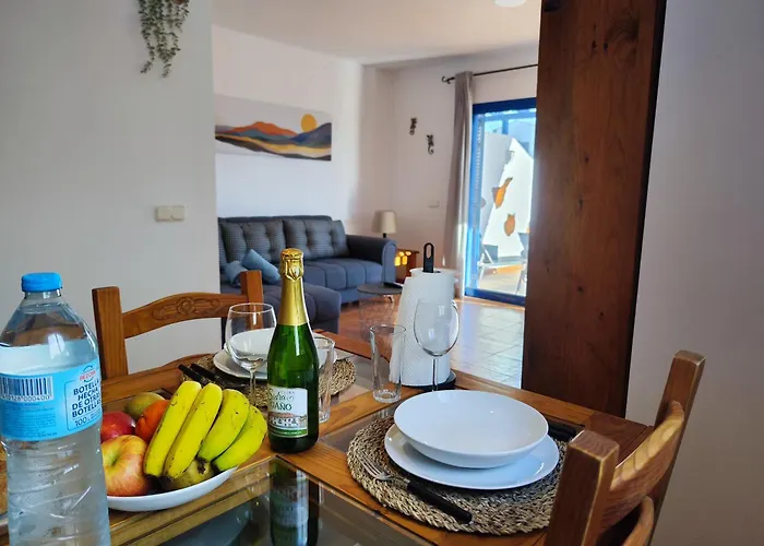 Vakantiehuis Valperal, Piscina Climatizada Aire Acondicionado Posicion Estrategica!! *